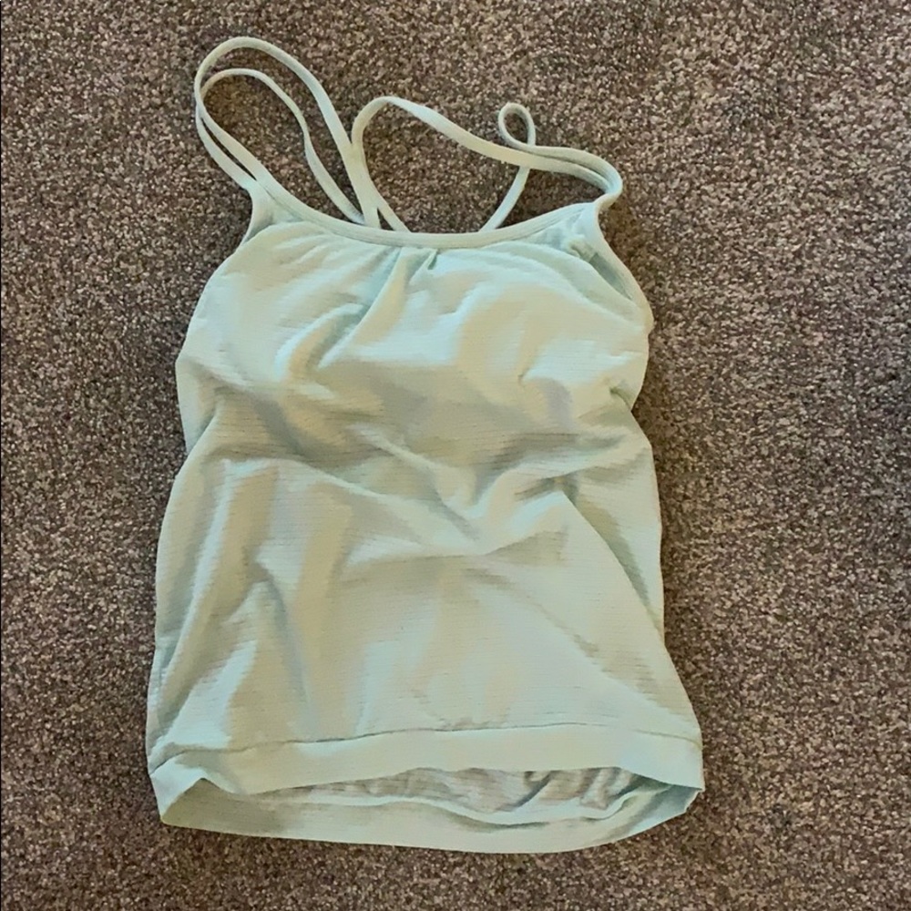Athleta tank top with built in bra